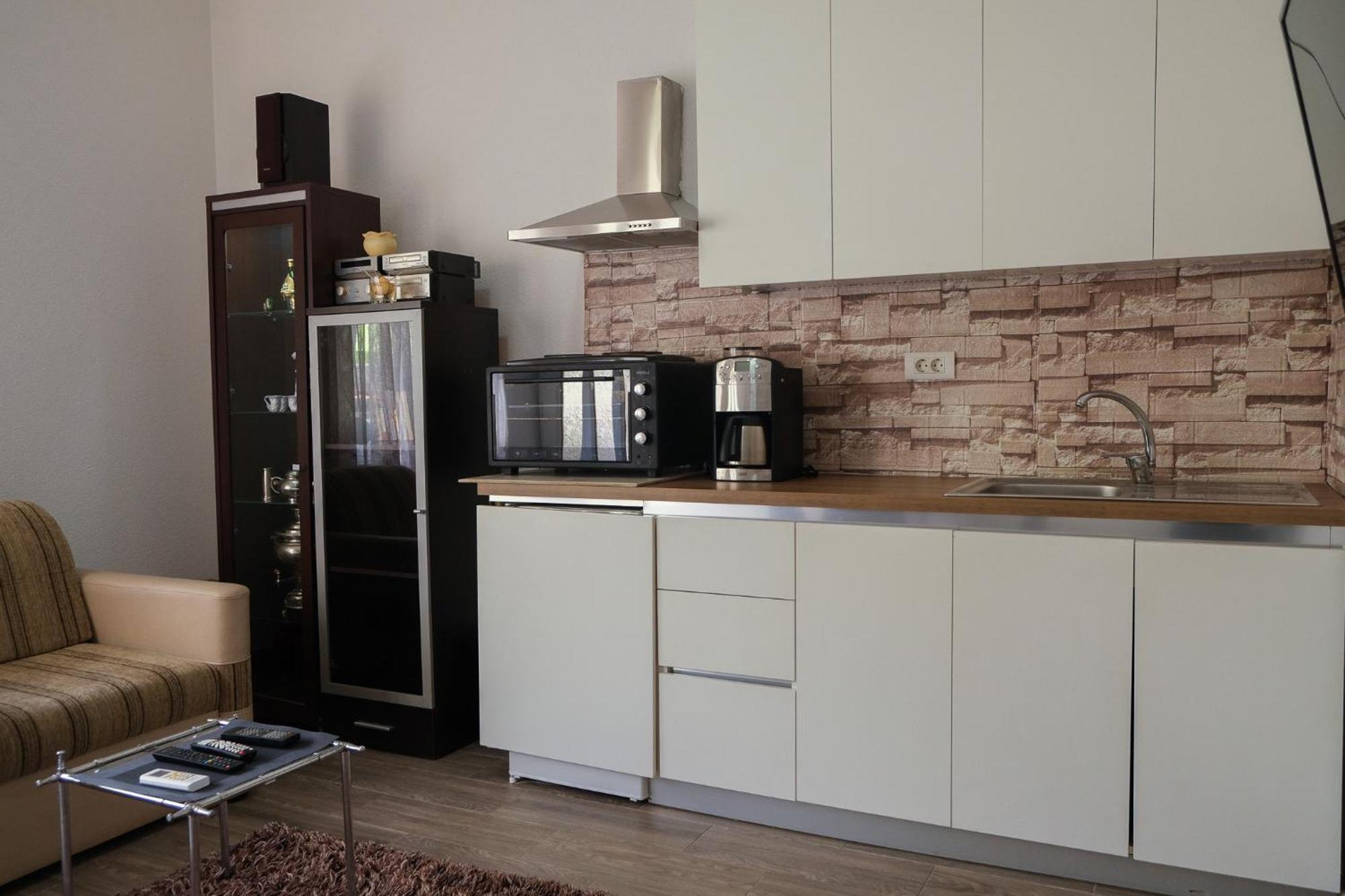 Cozy Spacious Apartment Peje Exterior photo